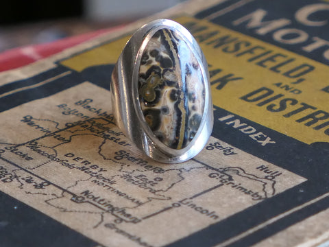 Vintage and Preloved Silver Ring with Snakeskin Agate