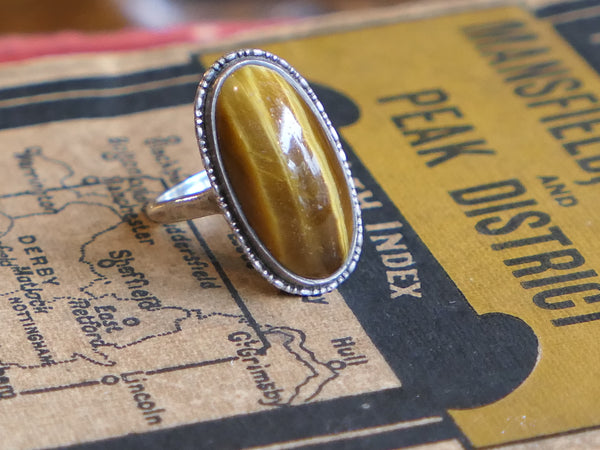 Vintage and Preloved Silver and Tiger's Eye Ring