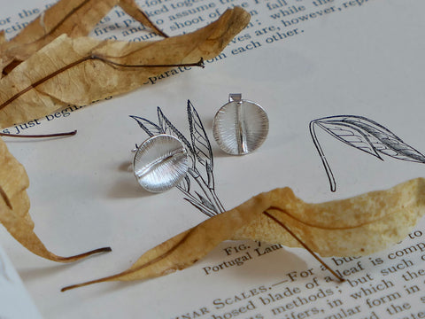 Willow Leaf Round Studs